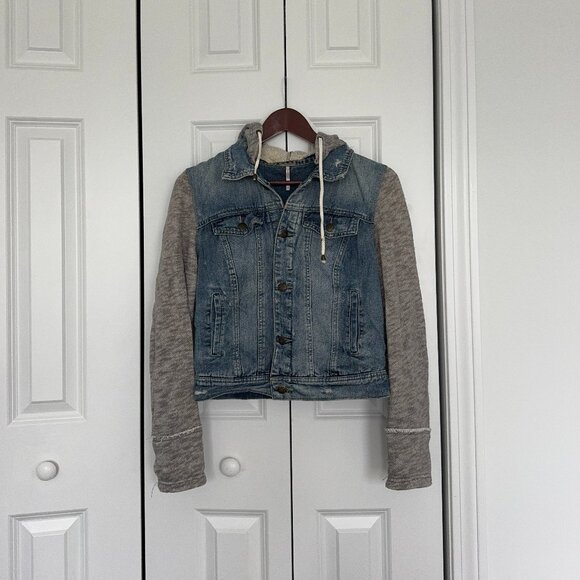 Free People Denim Jacket, Excellent Condition - Picture 1 of 4